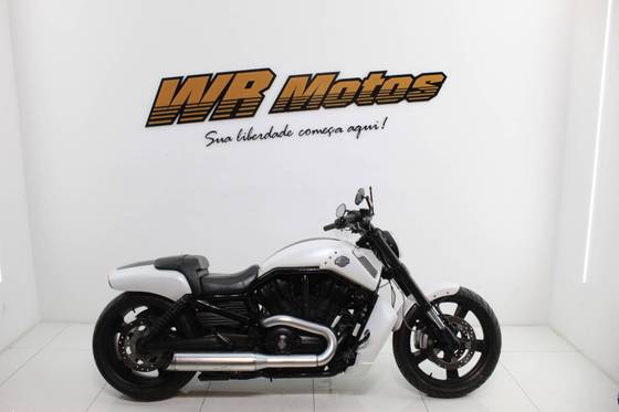 HARLEY-DAVIDSON V-ROD MUSCLE HARLEY-DAVIDSON V-ROD MUSCLE